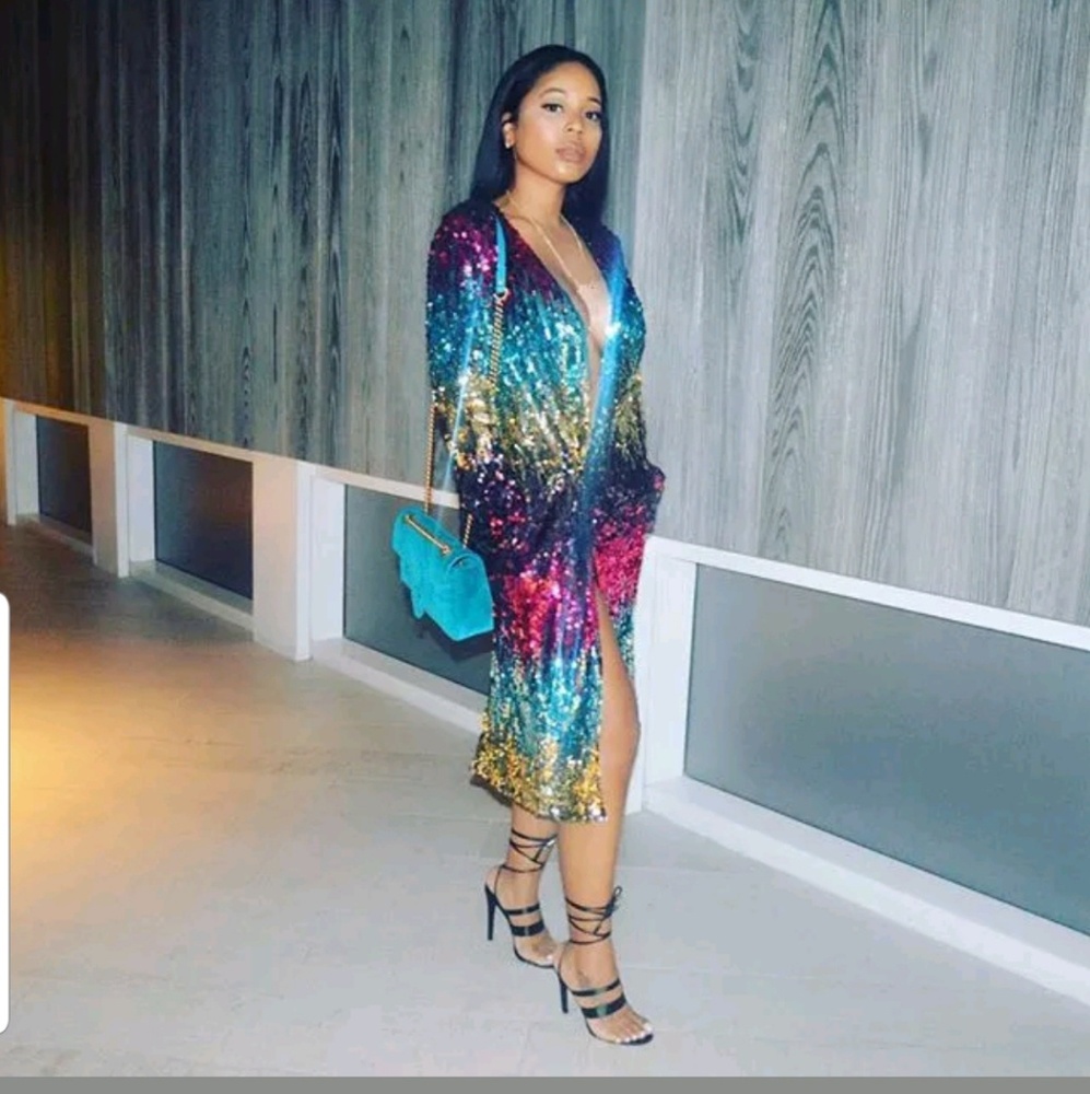 Fashion Long Sleeve Metallic Color Sequin Coat